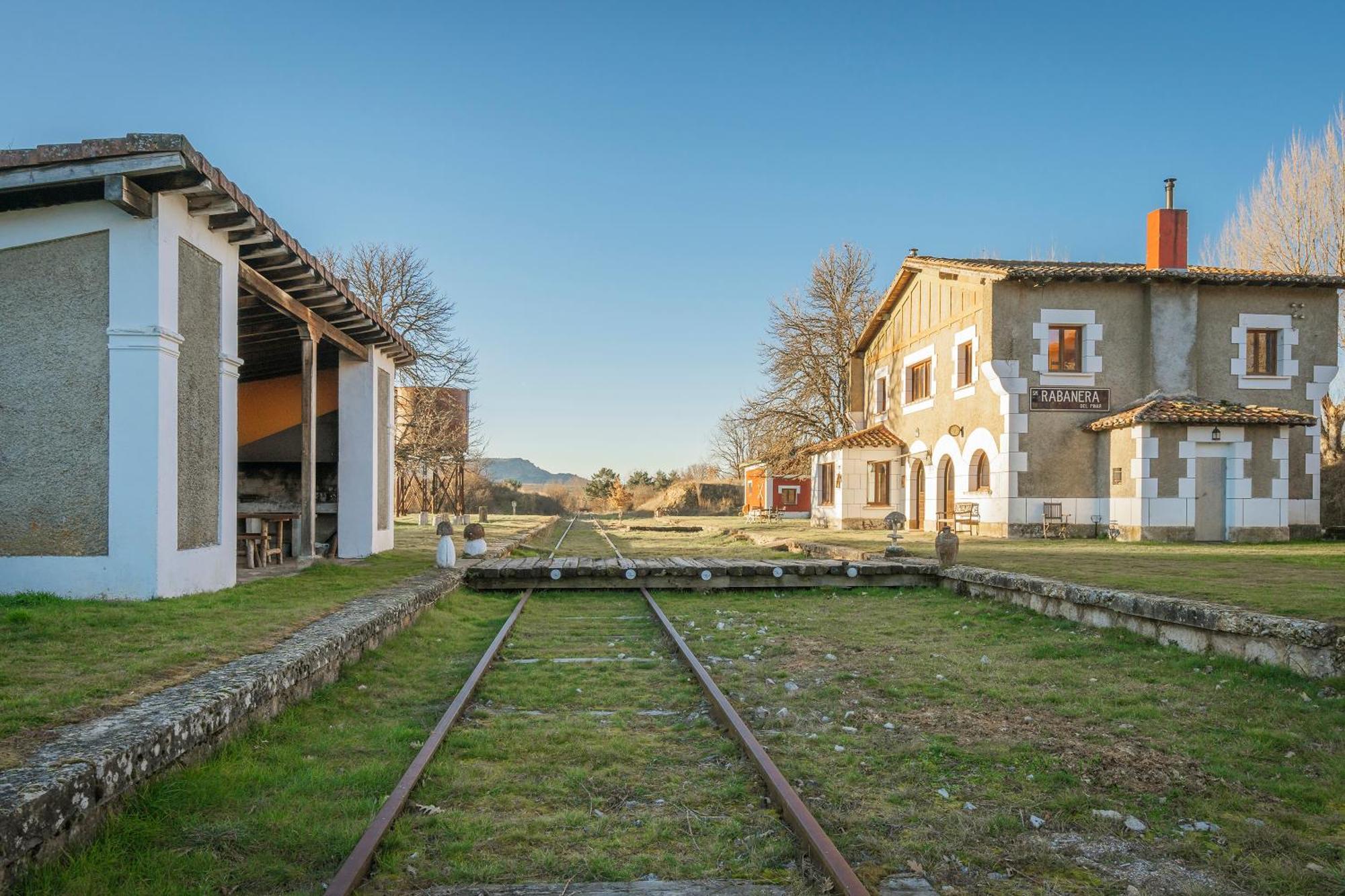 Penzion La Estacion De Rabanera Rabanera del Pinar Exteriér fotografie
