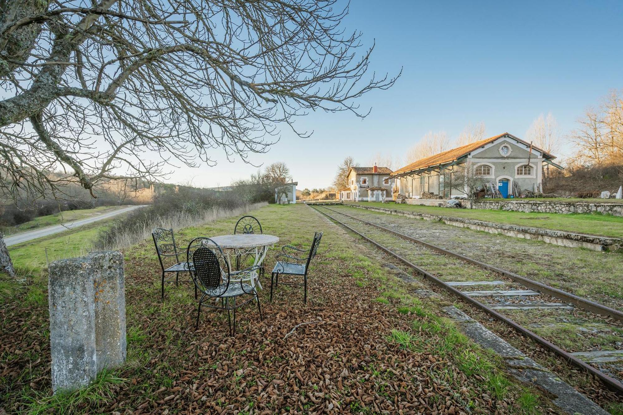 Penzion La Estacion De Rabanera Rabanera del Pinar Exteriér fotografie
